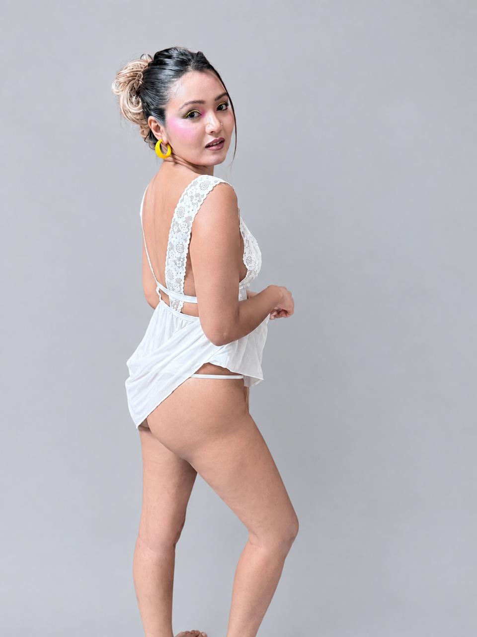 Velvet Sayba back